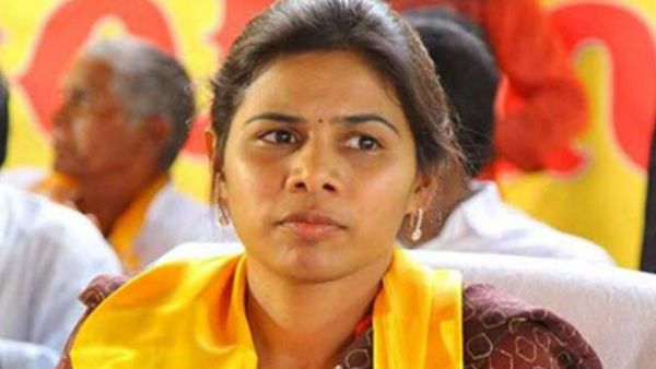 అయ్యో అఖిలక్క.. అయ్యావా అడకత్తెరలో పోకచెక్క..! ఏంటీ తమరి రాజకీయ లెక్క..!!