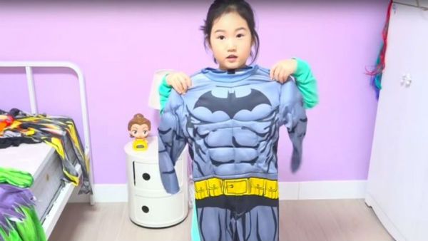 ఆరేళ్లకే అంబానీ కూడా ఇంత సంపాదించి ఉండరు: ఈ బుజ్జాయి సంపాదన ఎంతో తెలుసా..?