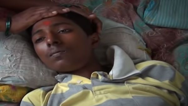 అమ్మ ప్రేమ ముందు తలవంచిన విధి.. బ్రెయిన్ డెడ్ కొడుకు మళ్లీ బతికాడు..!