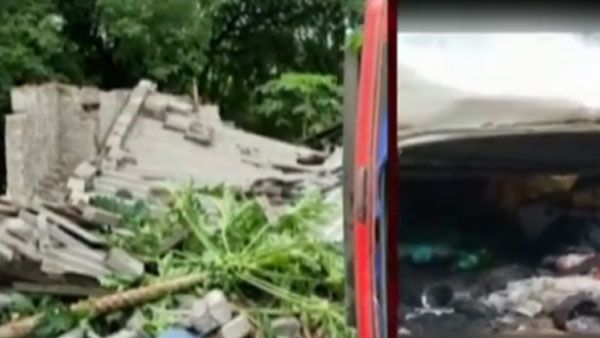 నిశీధి రాత్రిలో బస్సు బ్రేకు ఫెయిల్.. ఘాట్ రోడ్డులో బోల్తా.. ముగ్గురి మృతి