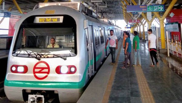 షీలాదీక్షిత్ హయాంలోనే ఢిల్లీ కొత్త అందం:తలమానికంగా మెట్రో రైలు