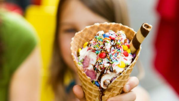 రంగుపడుద్ది.. ఆ స్నాక్స్ తింటే అంతే సంగతి..!!