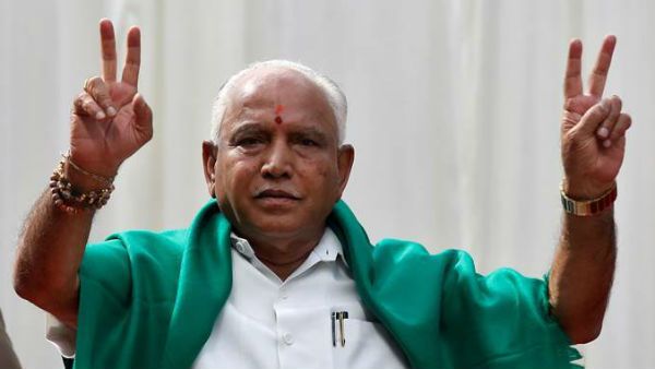 వారి ఆశీర్వాదం లేనిదే ఏ ప‌నీ అయ్యేలా లేదు: య‌డ్యూర‌ప్ప‌