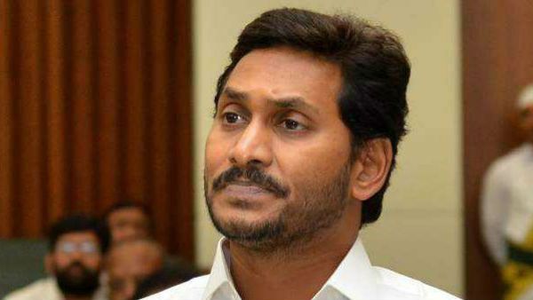 45 ఏళ్లకే పింఛను పథకం ఏమైందన్న టీడీపీ.. హామీ ఇవ్వలేదన్న సీఎం..! సాక్ష్యాలతో ఇరుకున పడ్డ జగన్..!!