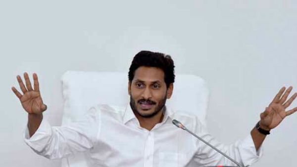 జ‌గ‌న్ పై అలిగారా..అసంతృప్తా: వైసీపీ సీనియ‌ర్ల‌కు ఏమైంది..నెల రోజుల్లోనే : టీడీపీ ఎటాక్ చేస్తున్నా..