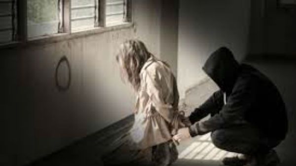 ఫార్మాసీ విద్యార్థిని కిడ్నాప్‌ కేసులో కీలక మలుపు.. నిందితుడిని చంపేయాలంటున్న తల్లి