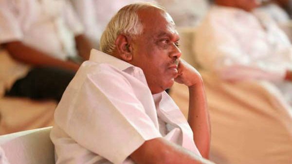 కర్ణాటక గేమ్ షురు...ముగ్గురు ఎమ్మెల్యేలపై అనర్హత వేటు వేసిన స్పీకర్