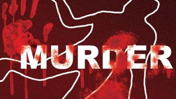 పోలీసుల ఎదుటే దళిత యువకుడు హత్య... కారణం ఇదే..!