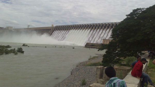 నాగర్జున సాగర్ డ్యామ్ కు , కేటీపీపీ కి పొంచి ఉన్న ఉగ్ర ముప్పు