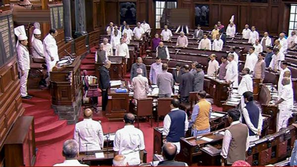 రాజ్యసభలో ట్రిపుల్ తలాక్‌ బిల్లు, వాకౌట్ చేసిన జేడీయూ