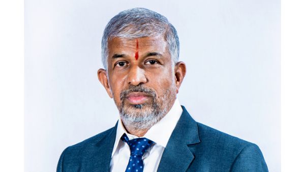 టీఎస్‌లో బీజేపీ పట్టు బిగిస్తోందా....? రవిప్రకాశ్ ఎఫెక్టా..? మైహోమ్ పై ఐటీ దాడుల మర్మమేంటి..?