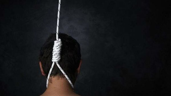 ప్రియురాలికి పెళ్లి కుదిరిందని ఫేస్‌బుక్‌ లైవ్‌‌లో ప్రియుడు ఏం చేశాడంటే..