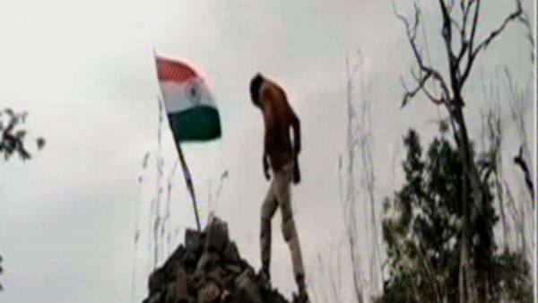 చావు తప్పి కన్నులొట్టబోయింది.. టిక్‌టాక్ మోజులో పడి అటవీలోకి... ఏం జరిగిందో తెలుసా..?