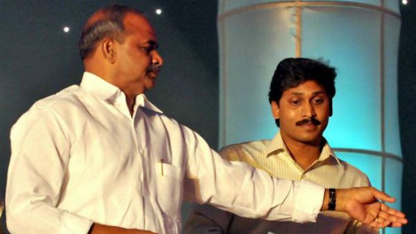 ఏపీ సీఎం వినూత్న అడుగులు..! వైయస్ జయంతి సందర్బంగా రైతు దినోత్సవం..!!