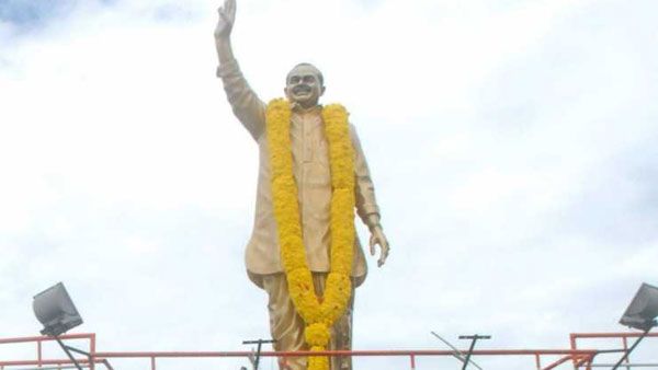 విగ్రహాల మీద టీడిపికి ఎందుకు ఆగ్రహం..! వైయస్ విగ్రహాన్ని కూల్చిన చోటే ప్రతిష్టిస్థామన్న వైసీపి..!!