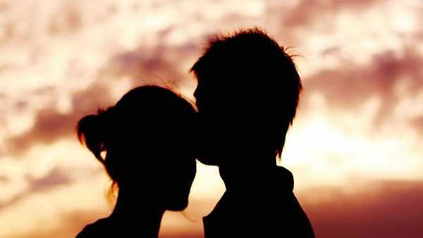 గంజాయి మత్తులో ప్రేమికుల జంట..! నకిలీ పోలీసు అఘాయిత్యం..! చెన్నైలో వింత ఘటన..!!