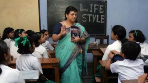 నో సెక్స్ ఎడ్యుకేషన్ .. ఆరెస్సెస్ అనుబంధ సంస్థ సంచలనం ...