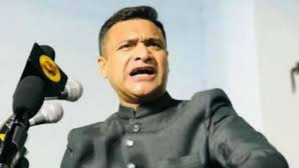 అక్బరుద్దీన్ కేసులో కరీంనగర్ పోలీసులకు ఝలక్, ఎఫ్ఐఆర్ దాఖలు చేయాలని కోర్టు ఆదేశం