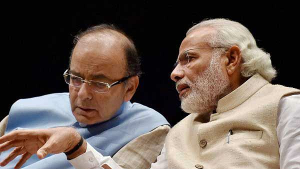 మోడీజీ విదేశీ పర్యటన పూర్తిచేయండి.. మధ్యలో రావొద్దని జైట్లీ భార్య, కుమారుడు వినతి