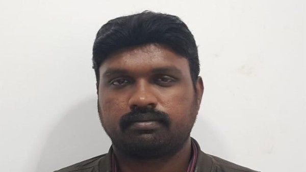 న్యూడ్ ఫోటోలు ఇస్తేనే.. రిసెప్షనిస్టు ఉద్యోగం... సాఫ్ట్‌వేర్ ఉద్యోగి మోసం... పట్టించిన హైదరాబాద్