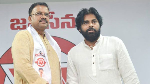 జనసేనలో మాజీ జేడీ చాప్టర్ క్లోజేనా ? అసలు పవన్ కు లక్ష్మీ నారాయణకు ఎందుకు చెడింది ?