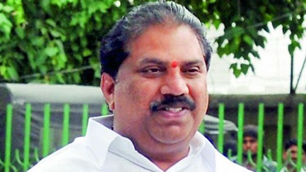 నెల్లూరు టికెట్లు తిరుమలకు: చంద్రబాబు ప్రచార యావను మాకు అంటగడతారా?: వైసీపీ ఎమ్మెల్యే