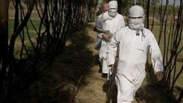 మరోసారి ముంబాయిఫికర్...? కశ్మీర్‌కు బదులుగా ముంబాయిని టార్గెట్ చేసిన తీవ్రవాదులు