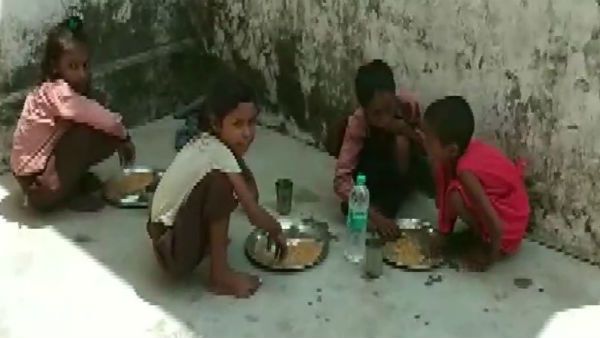 హవ్వ.. స్కూల్‌లో వర్ణ వివక్ష... దళిత విద్యార్థులపై చిన్నచూపు....