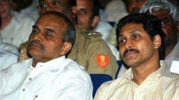 నాడు వైఎస్.. నేడు జగన్ .. యార్లగడ్డ లక్ష్మీ ప్రసాద్ కు సముచిత స్థానం .. రీజన్ ఇదే