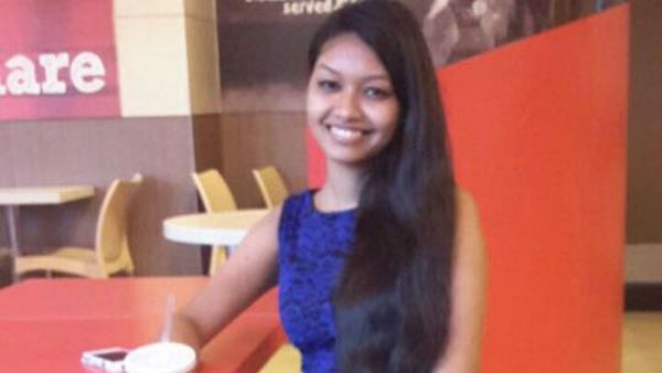 మహిళా నీకు వందనం: పైలట్ ఉద్యోగం పొందిన తొలి గిరిజన యువతి అనుప్రియ