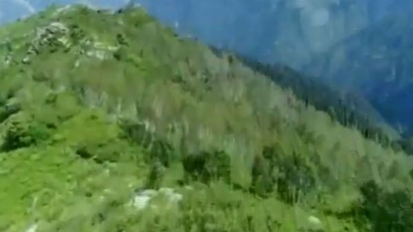 పాకిస్తాన్ ఉగ్రవాదుల చొరబాట్లను వీడీయోలతో సహా బయటపెట్టిన భారత ఆర్మీ...!