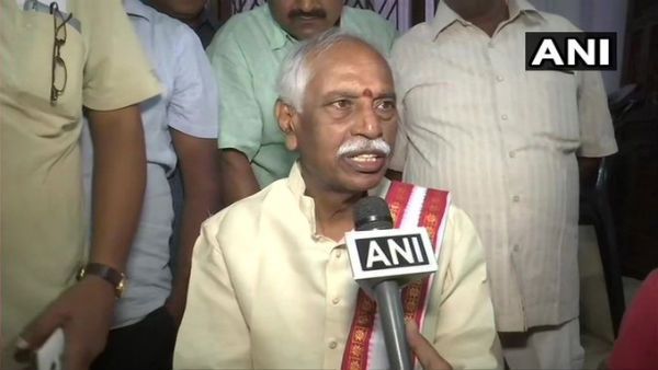 దత్తాత్రేయ ప్రస్థానం: రోహిత్ ఆత్మహత్యతో ఆరోపణలు, ఆర్ఎస్ఎస్ కార్యకర్త నుంచి గవర్నర్ వరకు