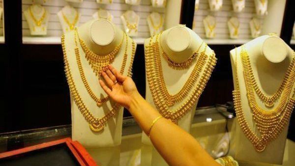 మళ్లీ పెరిగిన బంగారం ధరలు... ఇలా అయితే కొనడం కష్టమే..!