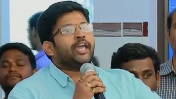 పవన్ కాపు వ్యాఖ్యల కలకలం: చంద్రబాబుకు రహస్య స్నేహితుడు: వైసీపీ నేతల ఫైర్..!!