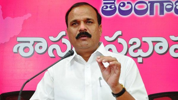 కేటీఆర్ బచ్చానా అయితే రాహుల్ ఏంటీ: ఉత్తమ్‌కు కర్నె, జీవన్‌రెడ్డి కౌంటర్