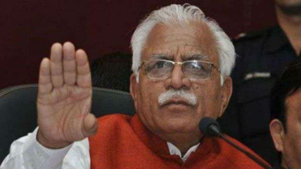 మనోహర్ ఖట్టారా.. మజాకా.. కిరీటం పెట్టబోవడమే పాపమా... తల నరుకుతామని బెదిరింపులు....( వీడియో)