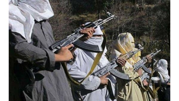 సరిహద్దు రేఖ వద్ద మాటు వేసిన 200 మంది ఉగ్రవాదులు..ఏ క్షణమైనా..!