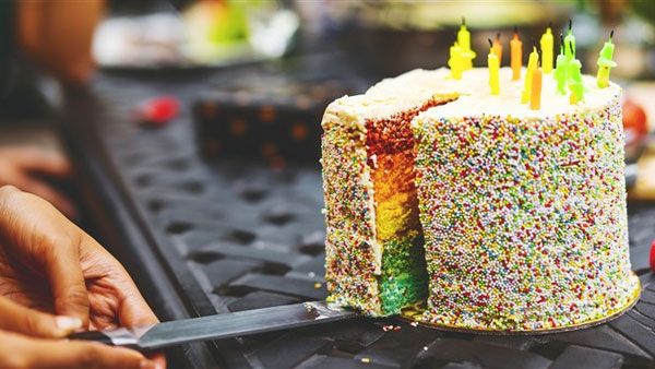 చిత్తూరులో ఆ మంత్రి బర్త్ డే వేడుకలు..పోటీ పడి చేసిన వైసీపీ నేతలు..కారణం ఇదే