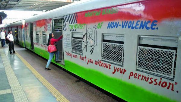 Gandhi Jayanti:మహాత్ముడి చిత్రంతో ఎయిరిండియా, భారత రైల్వే ఘన నివాళులు