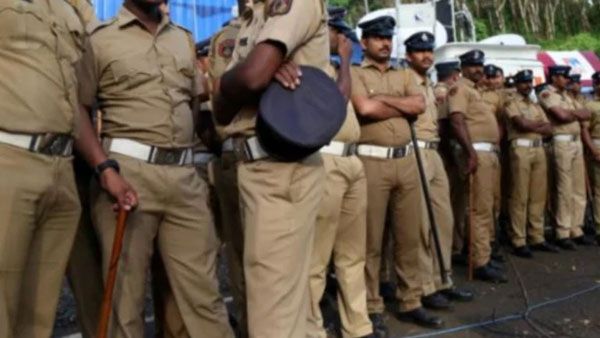 25000 హోంగార్డ్స్‌ను తొలగించిన యూపీ...!