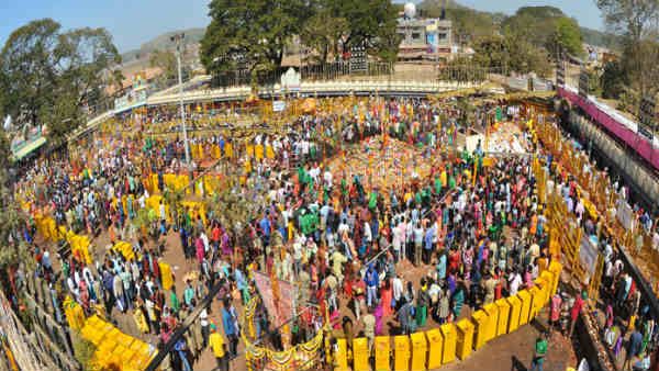 మేడారం జాతర ఏర్పాట్లపై ఉన్నతాధికారుల సమీక్షా సమావేశం