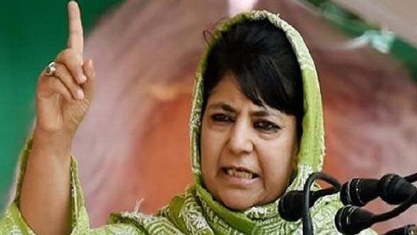 ఇక మెహబూబా వంతు.. అధినేతతో పది మంది సభ్యుల భేటీ, స్థానిక సమరంపై డిస్కస్..