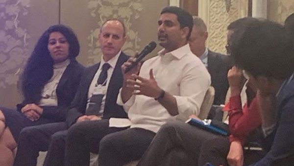 నాటి క్లీన్ అండ్ గ్రీన్..నేటి స్వచ్ఛభారత్: ఇండియా ఎకనమిక్ సమ్మిట్ లో నారా లోకేష్: గతానికి భిన్నంగా!