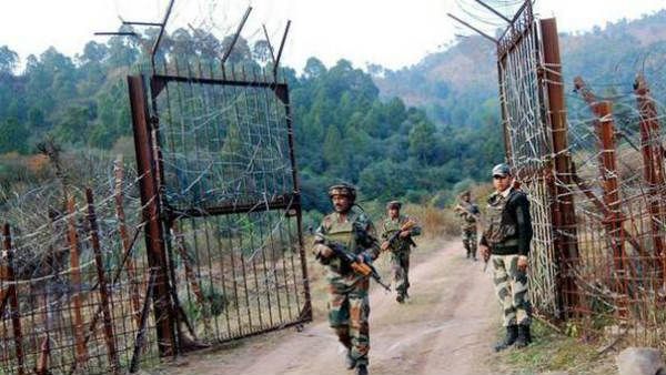 నీతులు చెబుతూనే గోతులు తవ్విన పాక్: సరిహద్దుల్లో పాక్ మరో దుశ్చర్య