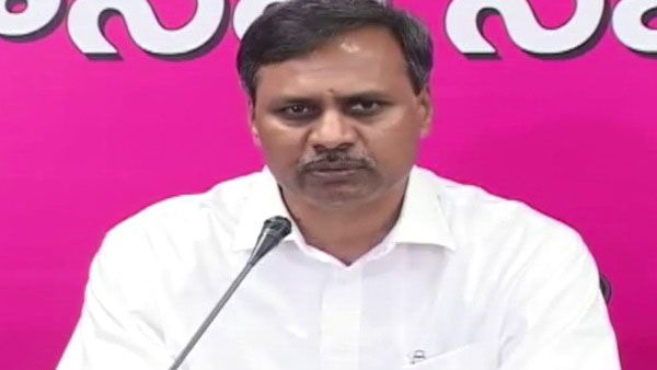 పీసీపీ కోసం రేవంత్ రెడ్డి ,కోమటిరెడ్డి కొట్టుకోవడం ఖాయం