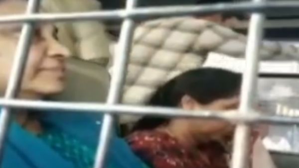 ఈఎస్ఐలో మరో స్కాం: హెచ్ఐవీ మెడికల్ కిట్ల పేరుతో, కోటి 76 లక్షలు స్వాహా...