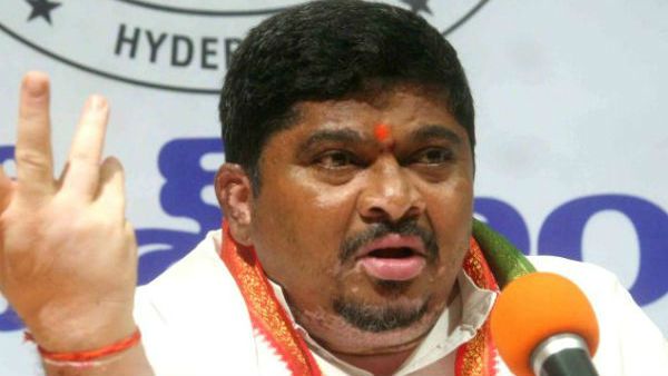 హుజూర్ నగర్ లో గెలుపు కోసం టీఆర్ఎస్ చేసినవి ఏ టూ జెడ్ అక్రమాలే : పొన్నం ప్రభాకర్