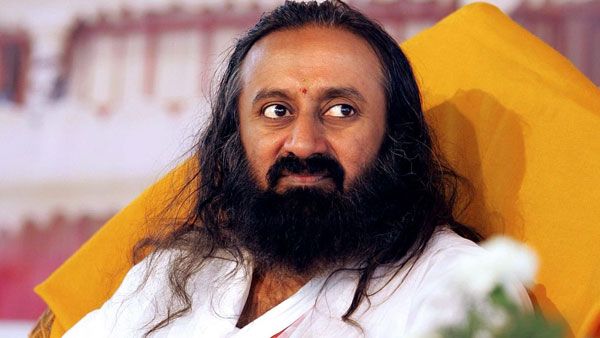 అయోధ్య పై త్వరలో శుభవార్త వింటారు : ఆధ్యాత్మిక గురువు రవిశంకర్