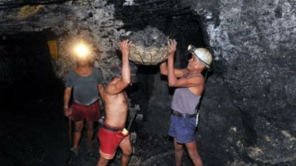 సింగరేణి కార్మికులకు తీపి కబురు ... దీపావళి బోనస్ భారీగా ప్రకటించిన యాజమాన్యం