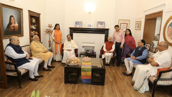 92వ పడిలోకి బీజేపీ వ్యవస్థాపకులు అద్వానీ: శుభాకాంక్షలు తెలిపిన ప్రధాని మోడీ